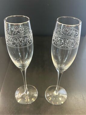 Mikasa Elegant Scroll Champagne Flutes - Set of Two